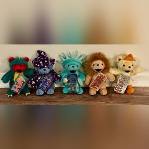 35 GRATEFUL DEAD COLLECTIBLE BEARS